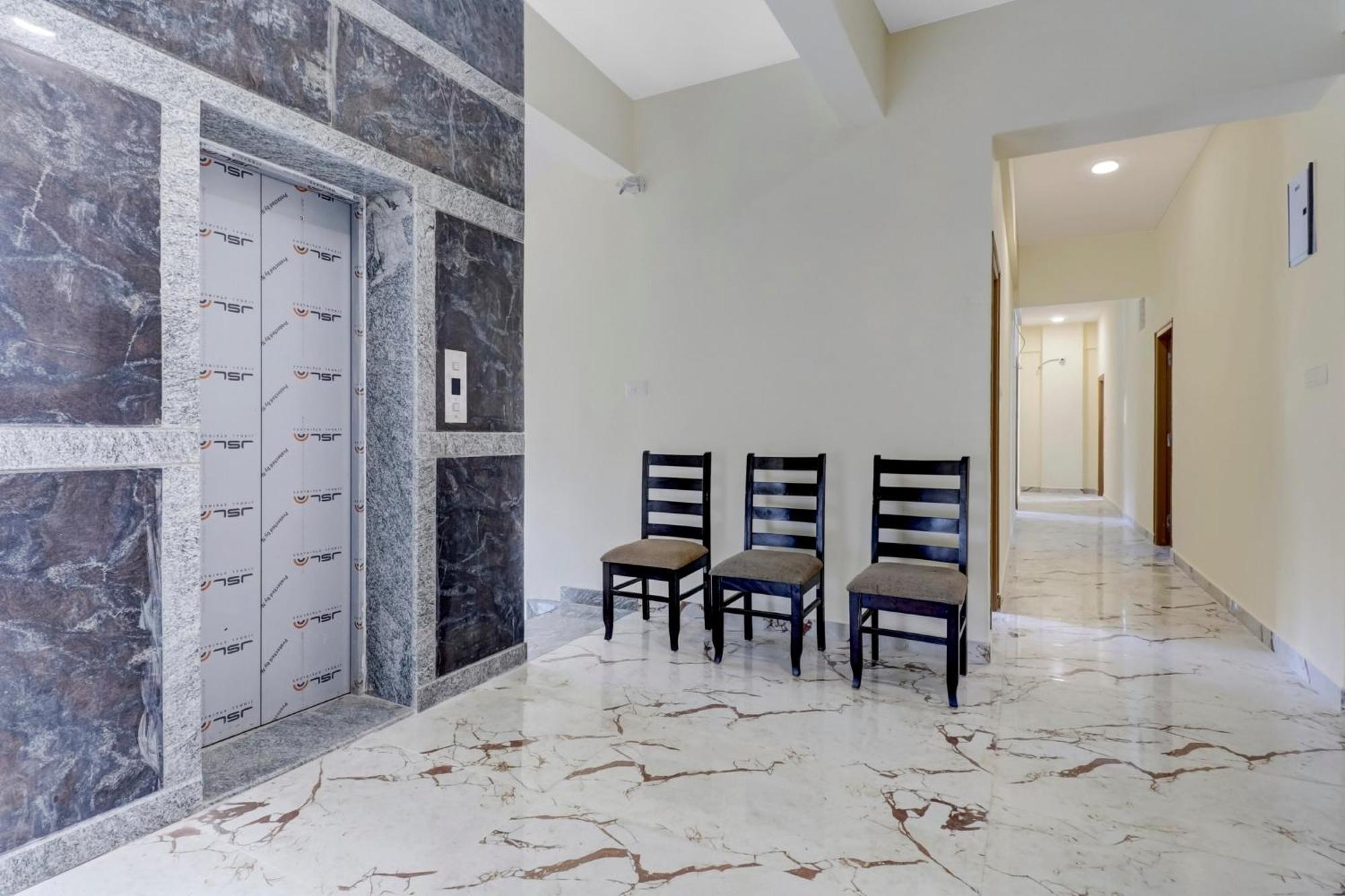 Hotel O Manyata Palace 班加罗尔 外观 照片